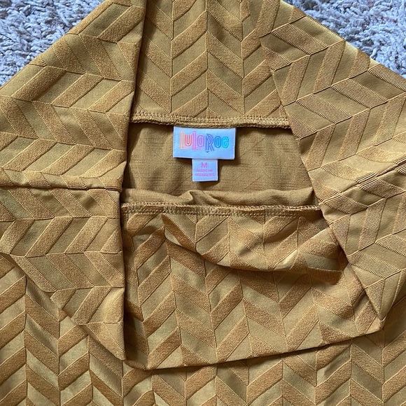 2 Cassie Lularoe skirts - Picture 3 of 3